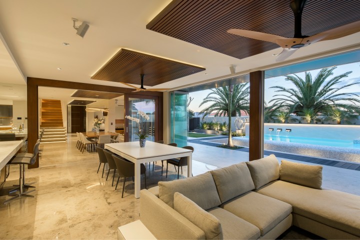 Squarestyle timber lining feature outdoor Cedar West