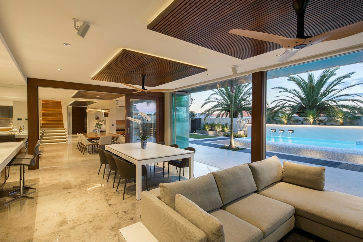 Squarestyle timber lining feature outdoor Cedar West
