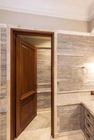 Empire door solid timber Cedar West 1