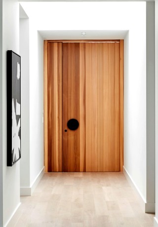 Mighton door pivot hinged sidepanel Cedar West