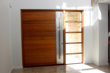 Peron door pivot timber metal inlay large handle Cedar West